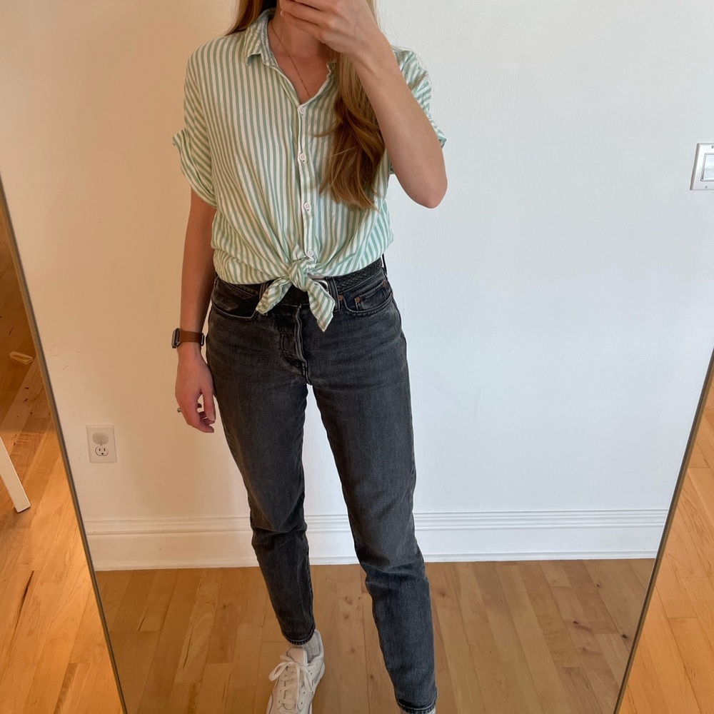 Super Soft Green & White Button Up Shirt